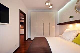 Апартаменты Holiday Apartments Browar Lubicz Krakow Stare Miasto Краков Апартаменты с 1 спальней-11